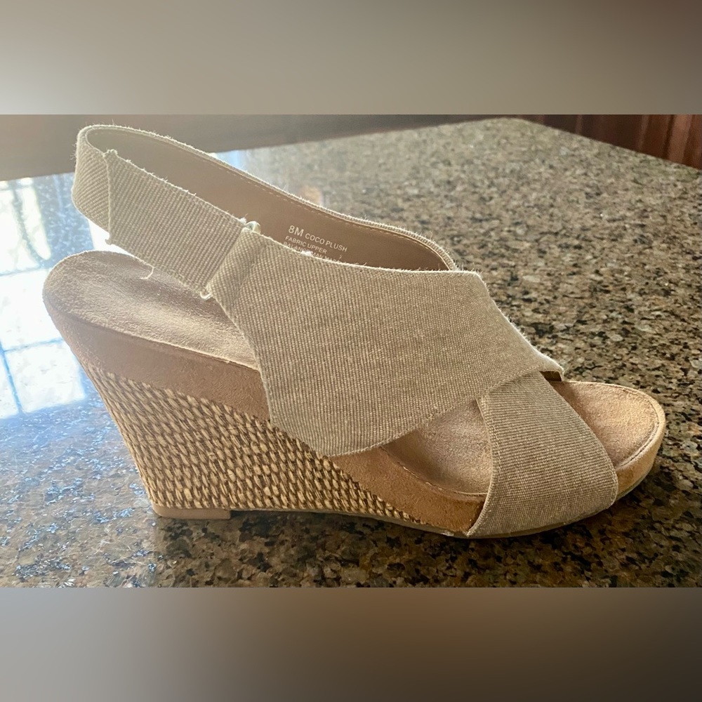 Aerosoles Beige Wedge Sandal